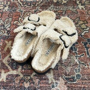 Birkenstock Shearling like new